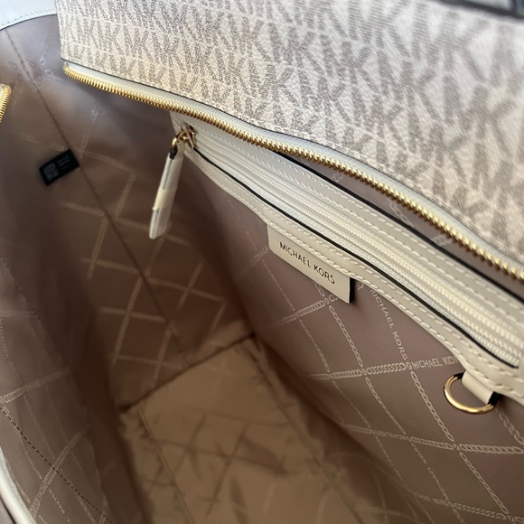 NWT MICHAEL KORS SINCLAIR LARGE EW CRAB TOTE HANDBAG - Picture 6 of 11